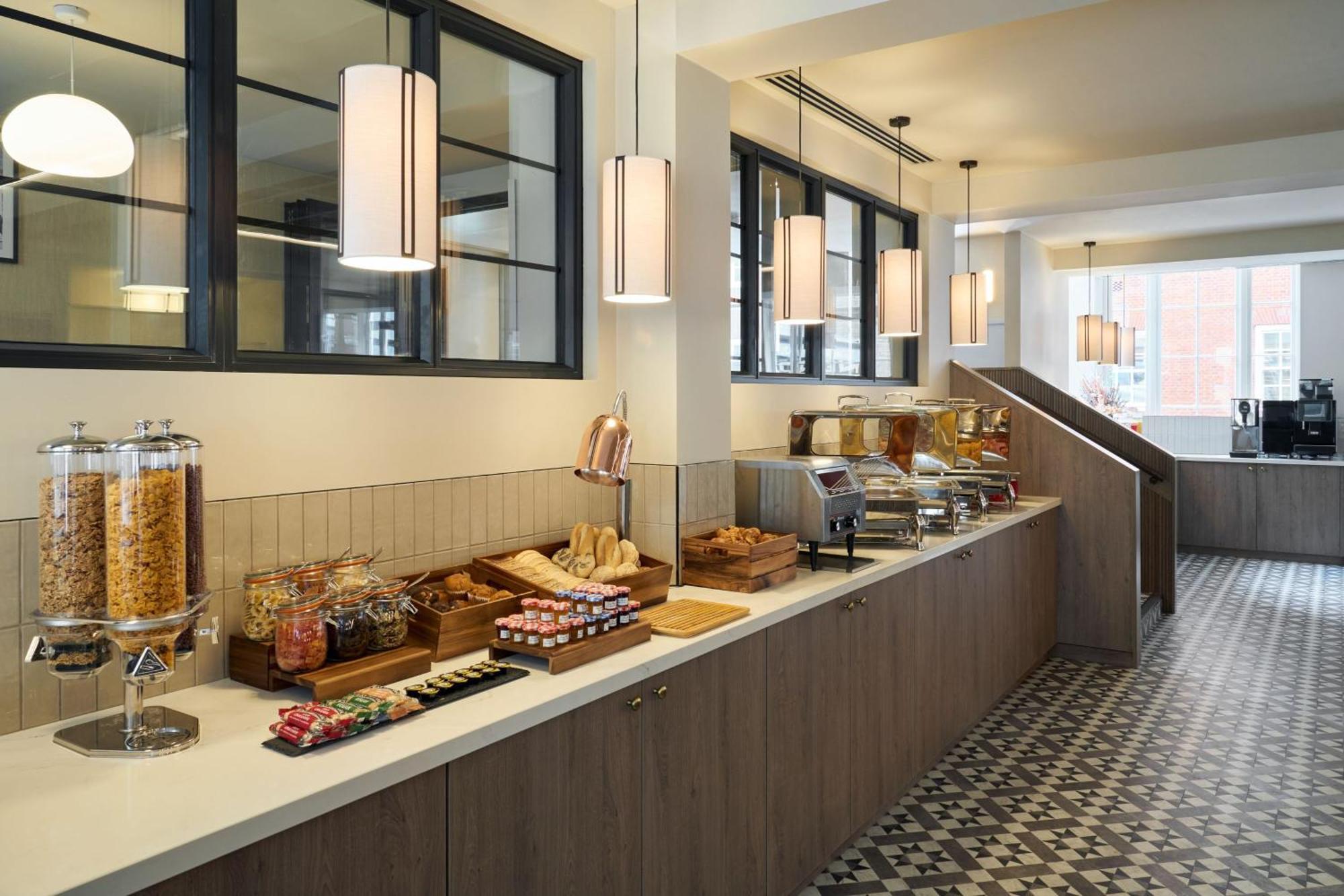 Four Points Express By Sheraton London Euston ภายนอก รูปภาพ
